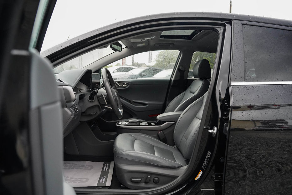 Продам Hyundai Ioniq 2020 года в Черновцах