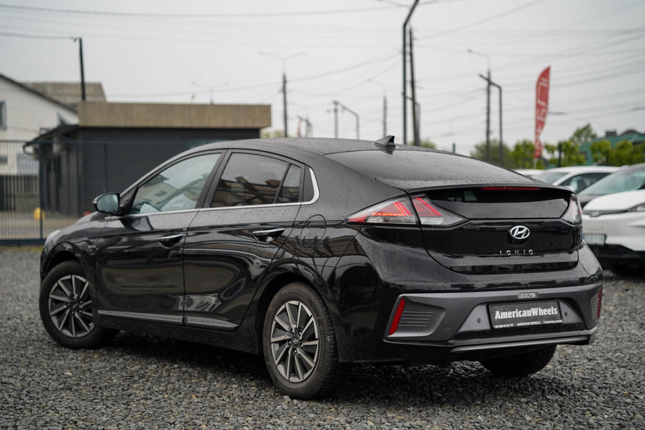 Продам Hyundai Ioniq 2020 года в Черновцах