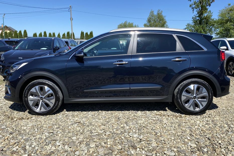 Продам Kia Niro 64кВт ТепловийПдгрвкермасидінь 2021 года в Львове