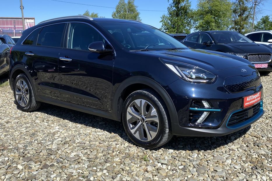 Продам Kia Niro 64кВт ТепловийПдгрвкермасидінь 2021 года в Львове