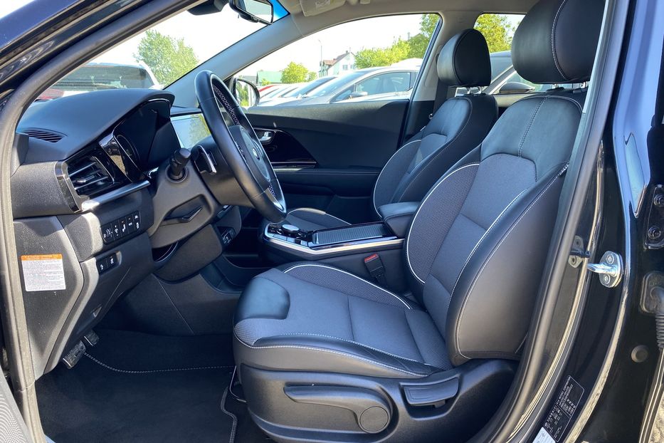 Продам Kia Niro 64кВт ТепловийПдгрвкермасидінь 2021 года в Львове