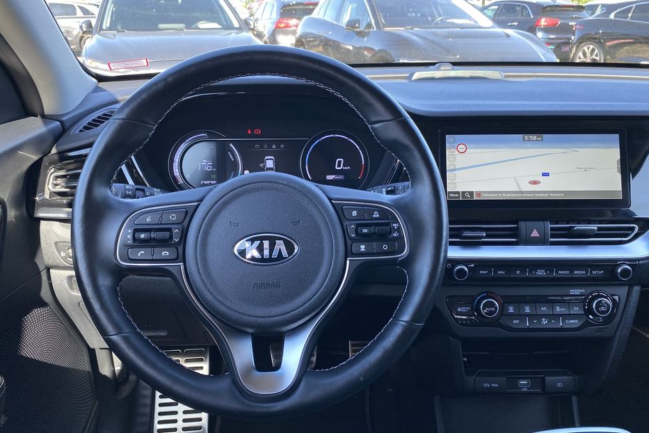 Продам Kia Niro 64кВт ТепловийПдгрвкермасидінь 2021 года в Львове
