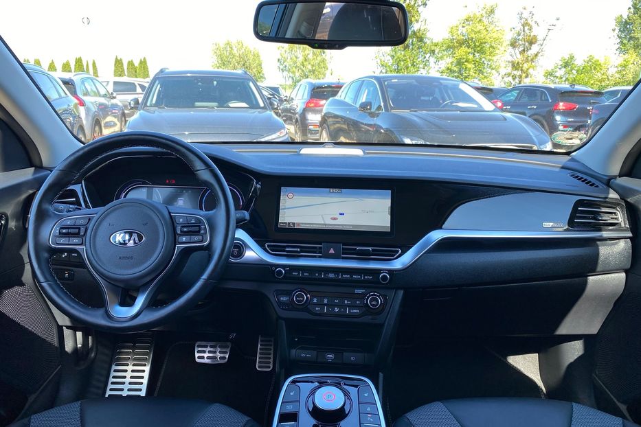 Продам Kia Niro 64кВт ТепловийПдгрвкермасидінь 2021 года в Львове