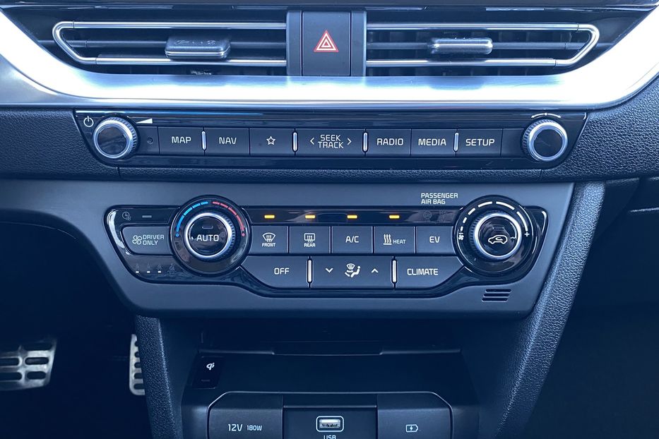 Продам Kia Niro 64кВт ТепловийПдгрвкермасидінь 2021 года в Львове
