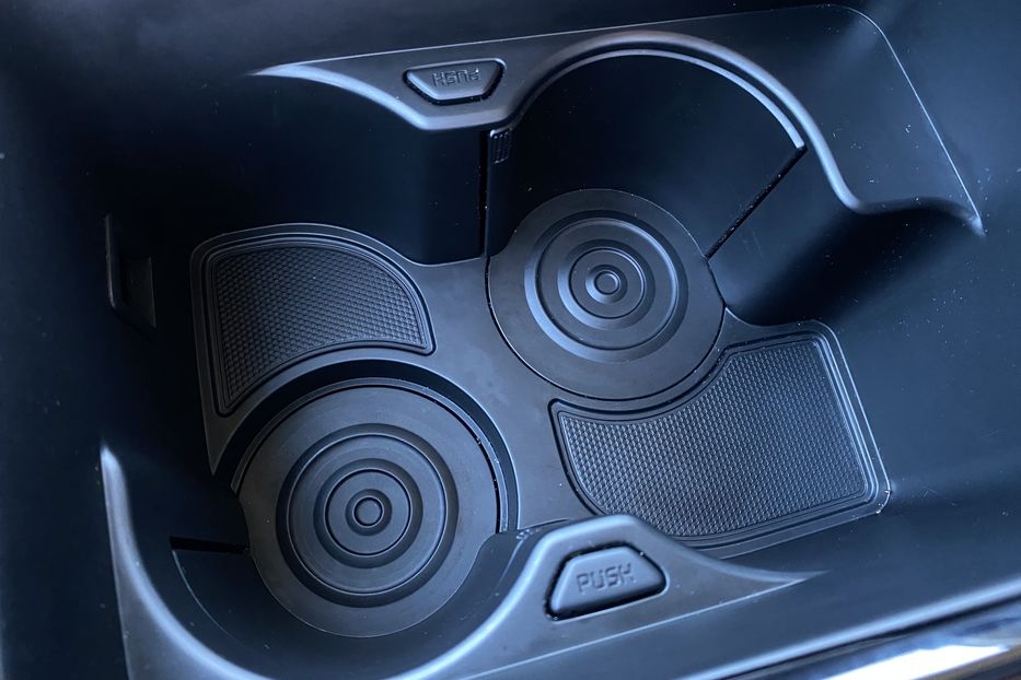 Продам Kia Niro 64кВт ТепловийПдгрвкермасидінь 2021 года в Львове