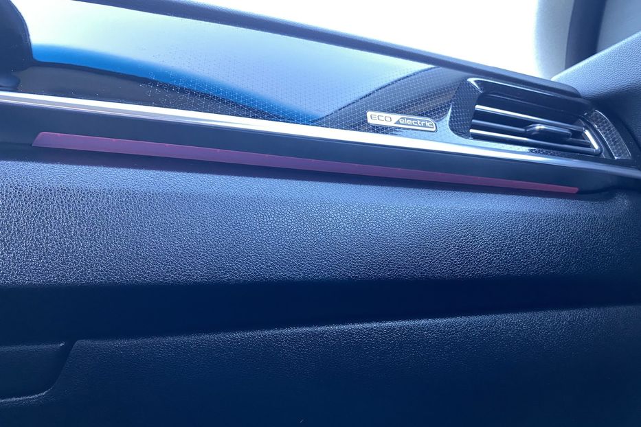 Продам Kia Niro 64кВт ТепловийПдгрвкермасидінь 2021 года в Львове