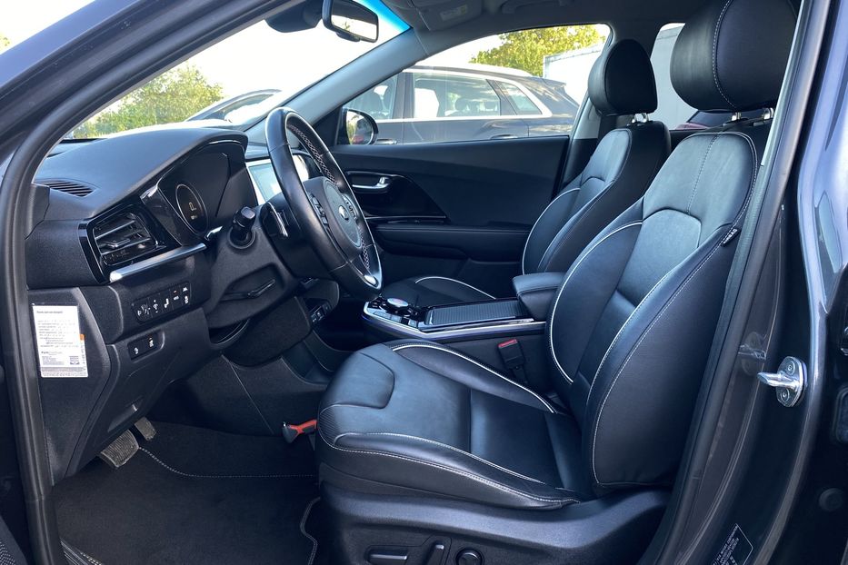 Продам Kia Niro 64kWhМакс.комплектаціяPrestige 2020 года в Львове
