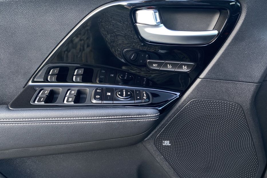 Продам Kia Niro 64kWhМакс.комплектаціяPrestige 2020 года в Львове