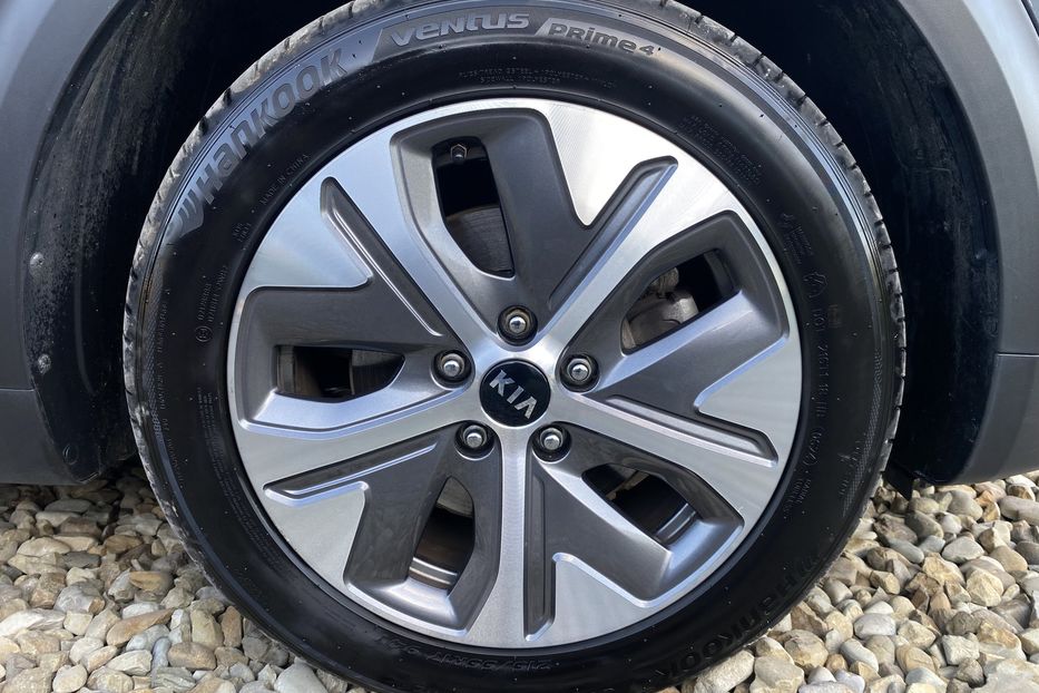 Продам Kia Niro 64kWhМакс.комплектаціяPrestige 2020 года в Львове