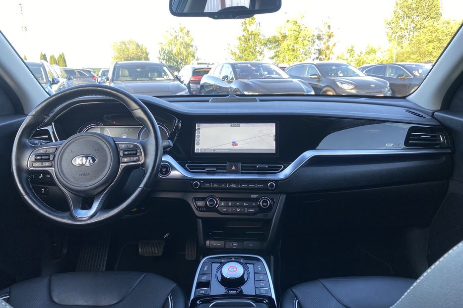 Продам Kia Niro 64kWhМакс.комплектаціяPrestige 2020 года в Львове