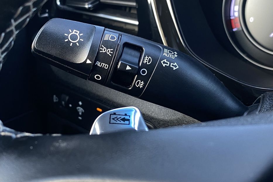 Продам Kia Niro 64kWhМакс.комплектаціяPrestige 2020 года в Львове