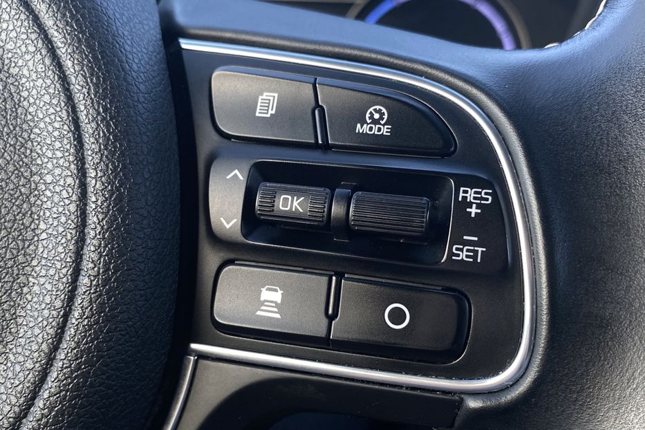 Продам Kia Niro 64kWhМакс.комплектаціяPrestige 2020 года в Львове