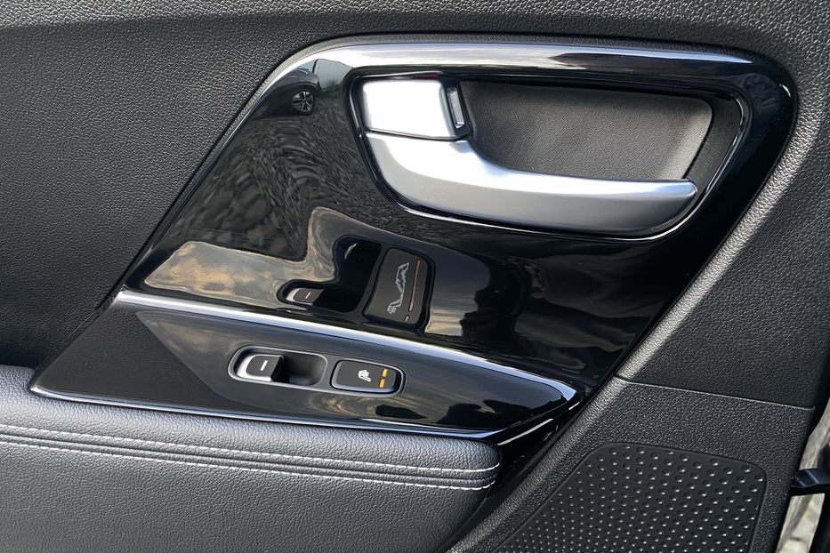 Продам Kia Niro 64kWhМакс.комплектаціяPrestige 2020 года в Львове