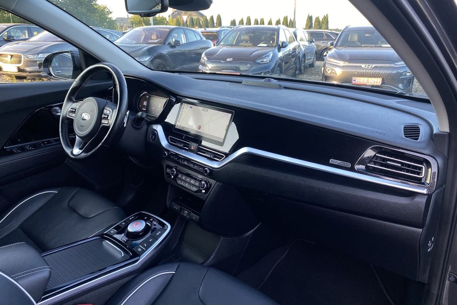 Продам Kia Niro 64kWhМакс.комплектаціяPrestige 2020 года в Львове