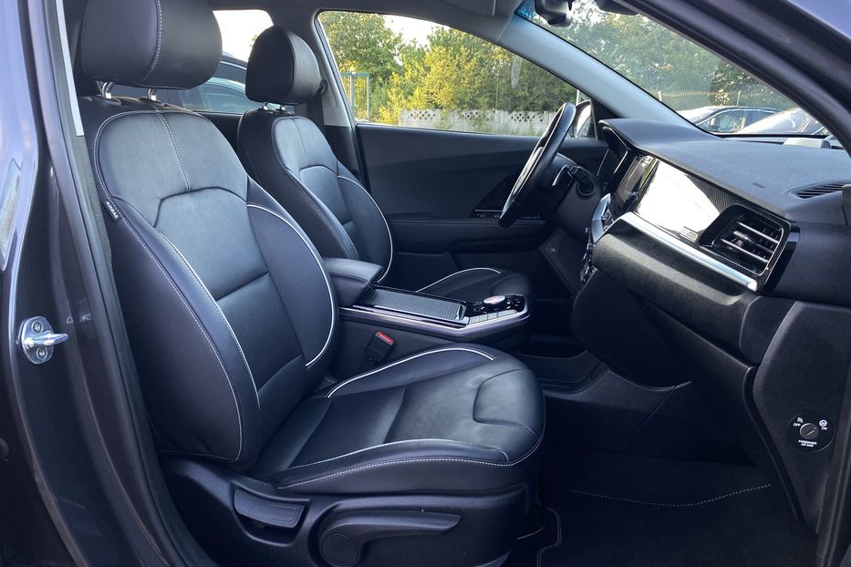 Продам Kia Niro 64kWhМакс.комплектаціяPrestige 2020 года в Львове