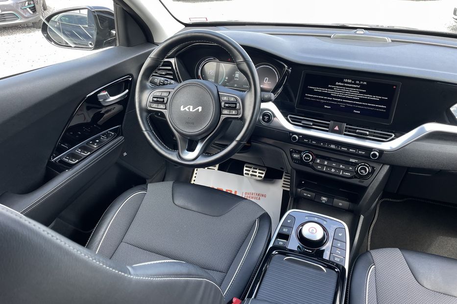 Продам Kia Niro 64kw резерв Р 2022 года в Львове