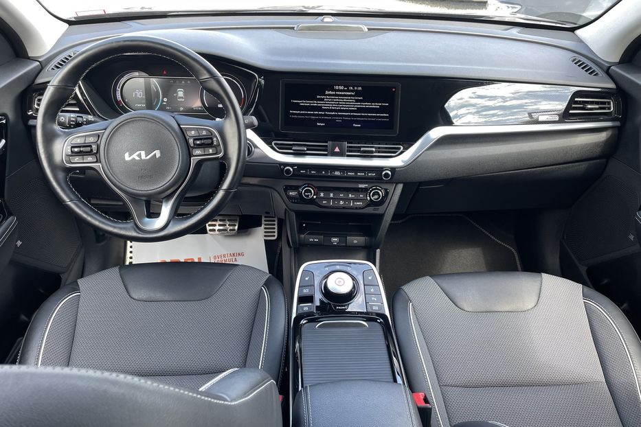 Продам Kia Niro 64kw резерв Р 2022 года в Львове