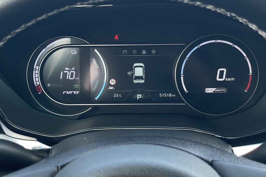 Продам Kia Niro 64kw резерв Р 2022 года в Львове