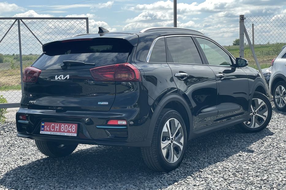 Продам Kia Niro 64kw резерв Р 2022 года в Львове