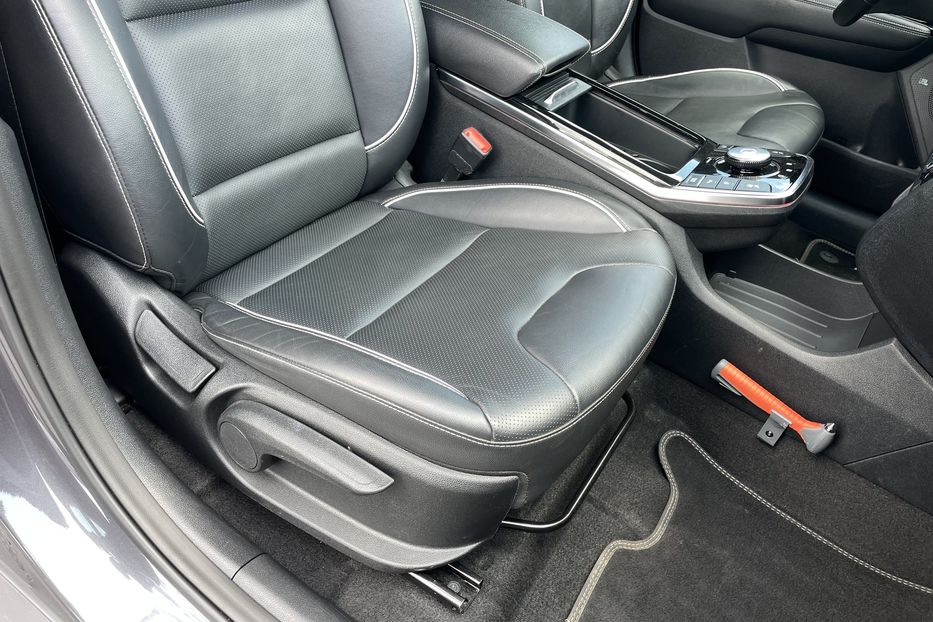 Продам Kia Niro 64 kw 2019 года в Львове