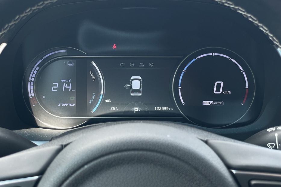Продам Kia Niro 64 kw 2019 года в Львове
