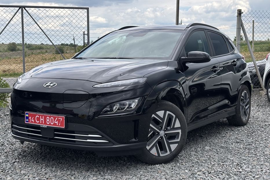 Продам Hyundai Kona 64 kw м.Рівне 2021 года в Львове