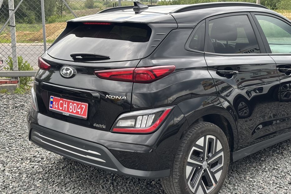 Продам Hyundai Kona 64 kw м.Рівне 2021 года в Львове