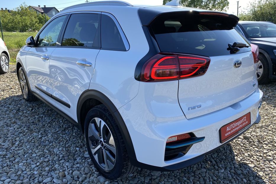 Продам Kia Niro 64kWh Макс.+Колеса РЕЗЕРВ 2020 года в Львове