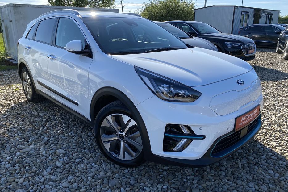 Продам Kia Niro 64kWh Макс.+Колеса РЕЗЕРВ 2020 года в Львове