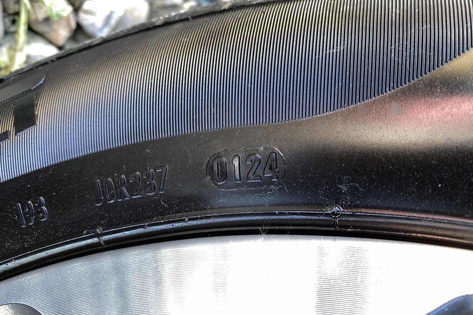 Продам Kia Niro 64kWh Макс.+Колеса РЕЗЕРВ 2020 года в Львове