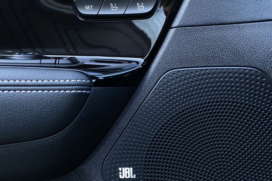Продам Kia Niro 64kWh Макс.+Колеса РЕЗЕРВ 2020 года в Львове