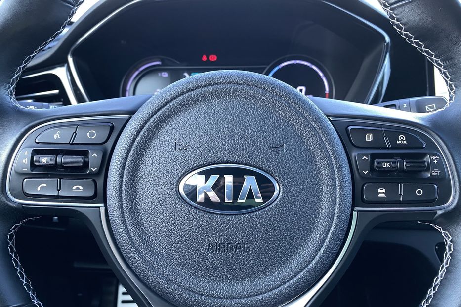 Продам Kia Niro 64kWh Макс.+Колеса РЕЗЕРВ 2020 года в Львове