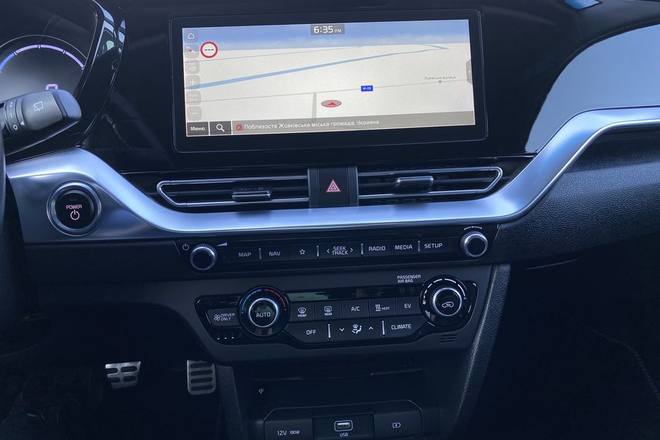 Продам Kia Niro 64kWh Макс.+Колеса РЕЗЕРВ 2020 года в Львове