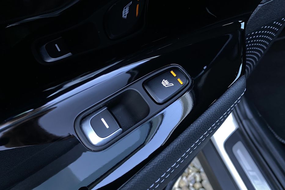 Продам Kia Niro 64kWh Макс.+Колеса РЕЗЕРВ 2020 года в Львове
