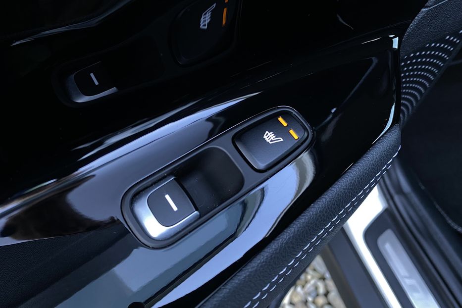 Продам Kia Niro 64kWh Макс.+Колеса РЕЗЕРВ 2020 года в Львове