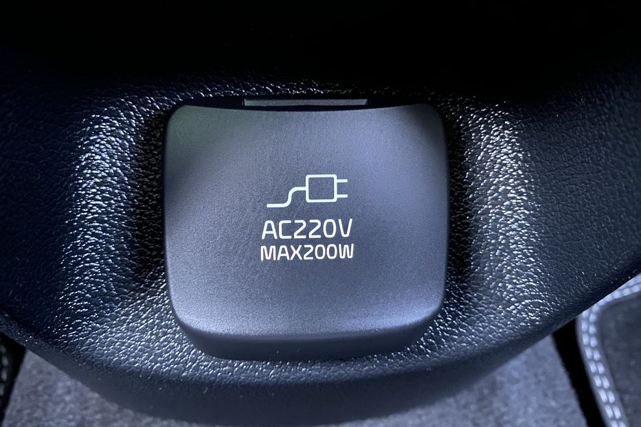 Продам Kia Niro 64kWh Макс.+Колеса РЕЗЕРВ 2020 года в Львове