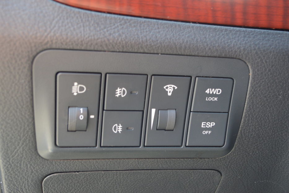 Продам Hyundai Santa FE 7 мест 2008 года в Одессе