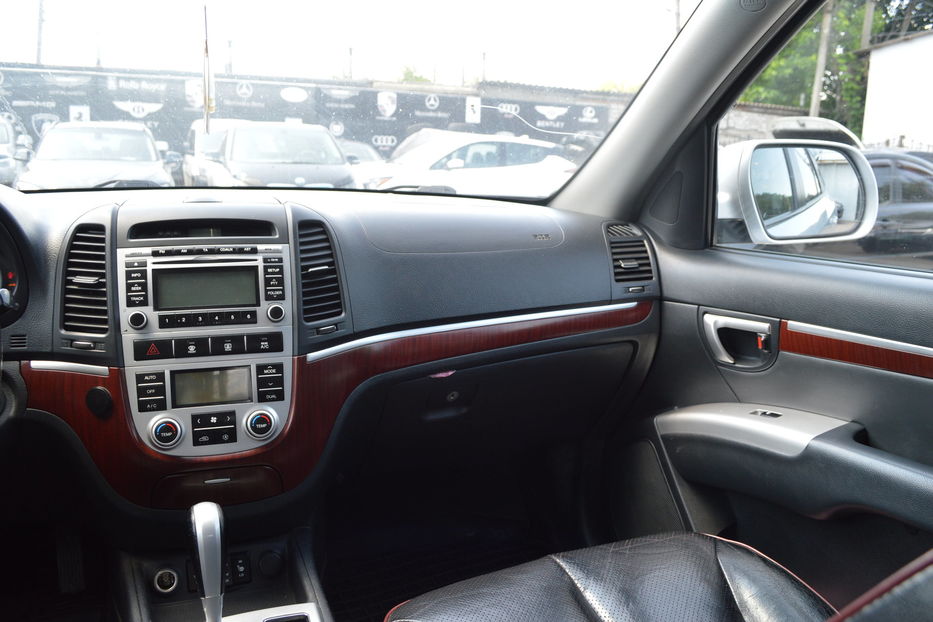 Продам Hyundai Santa FE 7 мест 2008 года в Одессе