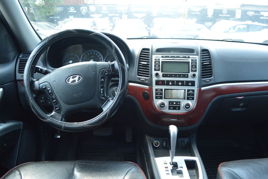 Продам Hyundai Santa FE 7 мест 2008 года в Одессе