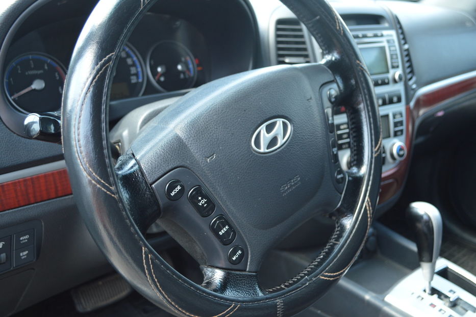 Продам Hyundai Santa FE 7 мест 2008 года в Одессе