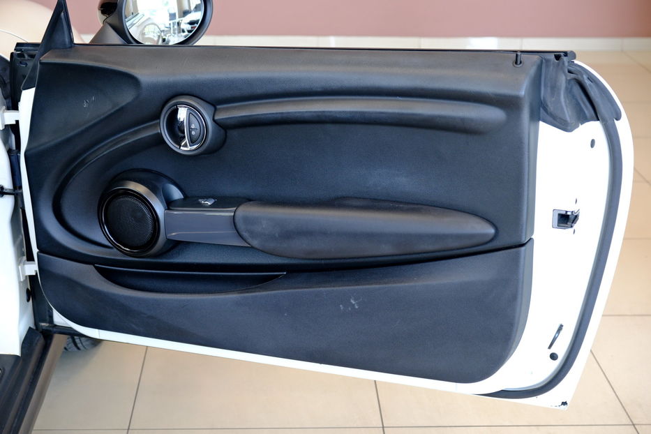 Продам MINI Cooper Convertible 2019 года в Одессе