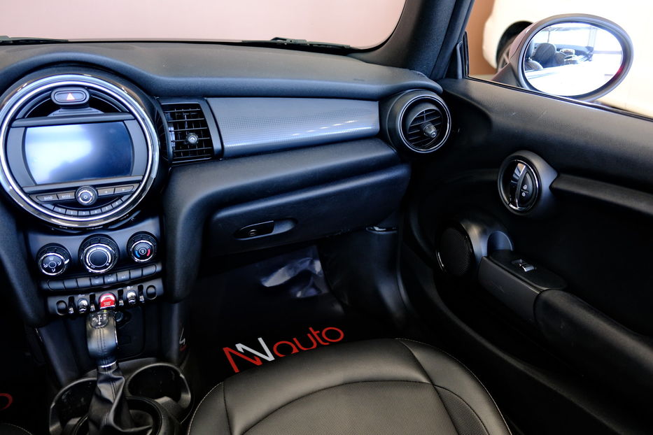 Продам MINI Cooper Convertible 2019 года в Одессе