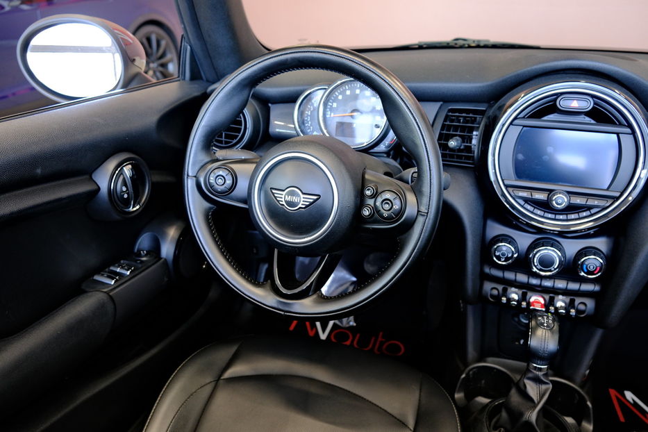 Продам MINI Cooper Convertible 2019 года в Одессе