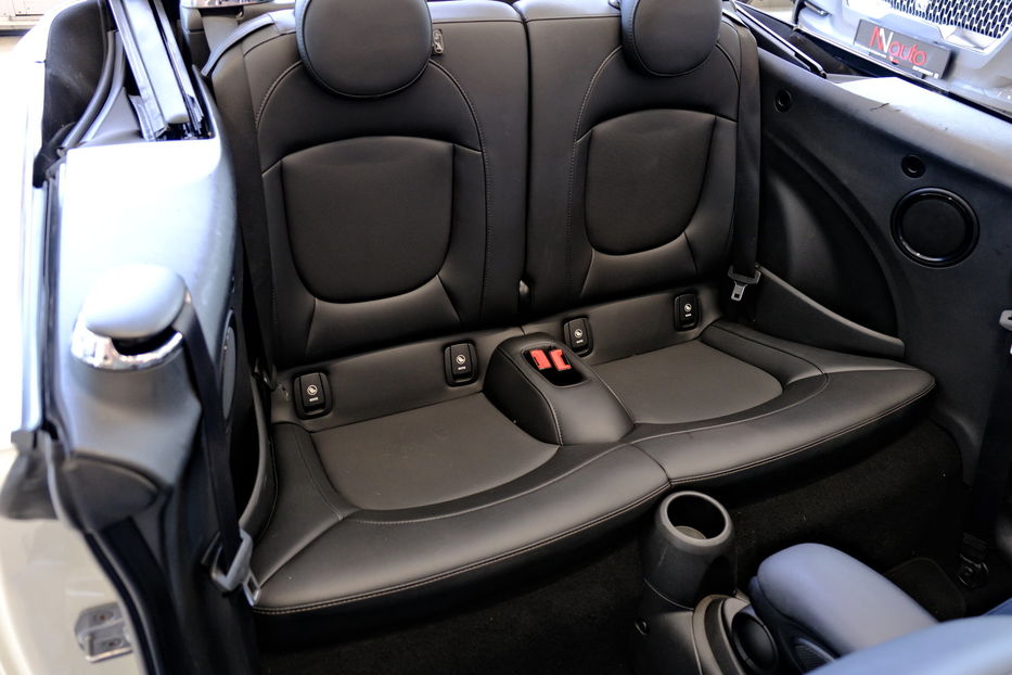 Продам MINI Cooper Convertible 2019 года в Одессе