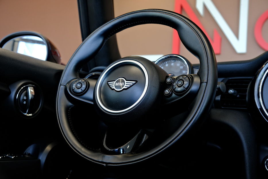 Продам MINI Cooper Convertible 2019 года в Одессе