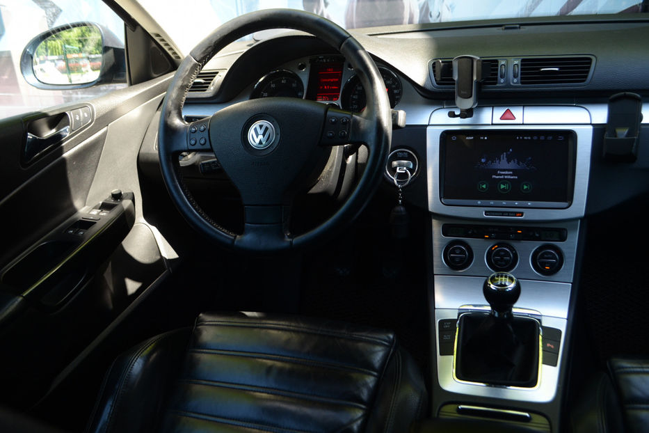 Продам Volkswagen Passat B6 2007 года в Киеве