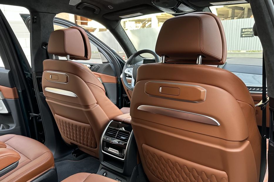 Продам BMW Alpina XB7 2023 года в Киеве