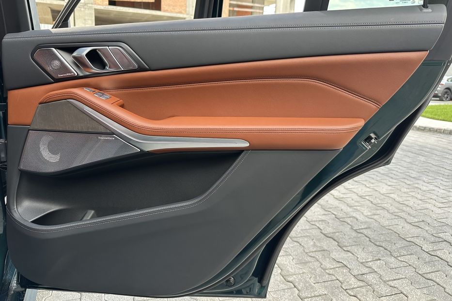 Продам BMW Alpina XB7 2023 года в Киеве