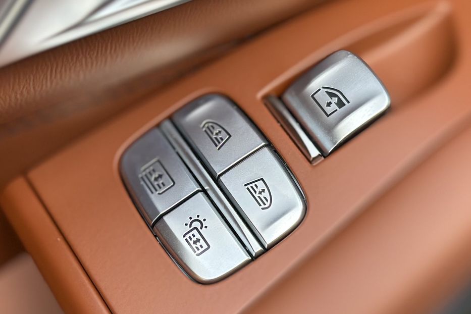 Продам BMW Alpina XB7 2023 года в Киеве
