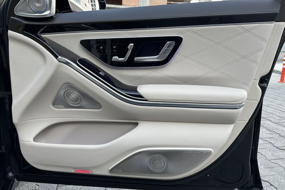 Продам Maybach S600 S580 2021 года в Киеве